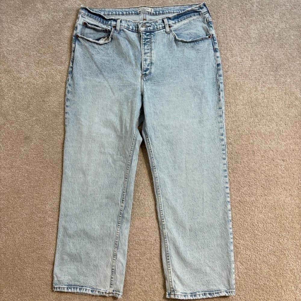 Abercrombie & Fitch 90s Baggy Low Rise Jeans Light Wash Denim Button Fly 33/16S